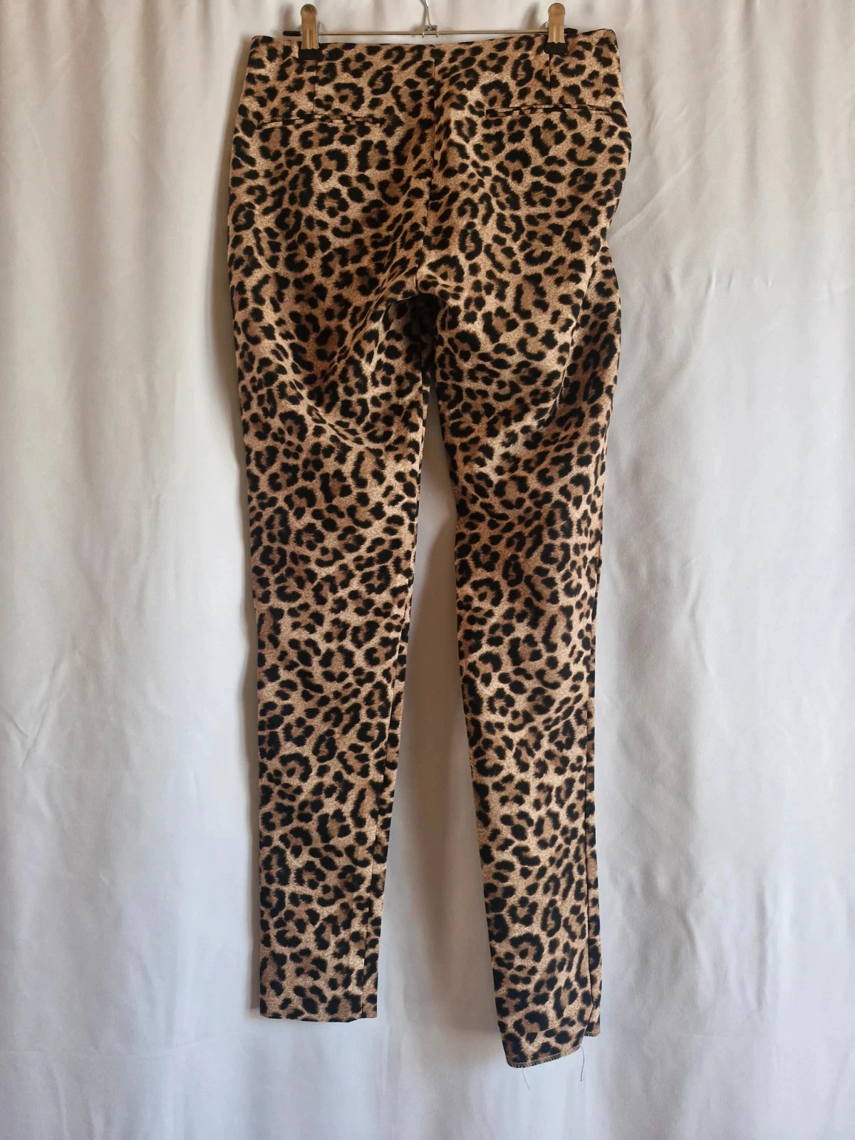 Pantalón Zara Basic con estampado de leopardo – Talla XS – Corte slim – photo 2